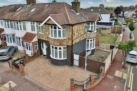 undefined, Stratton Drive, Barking IG11