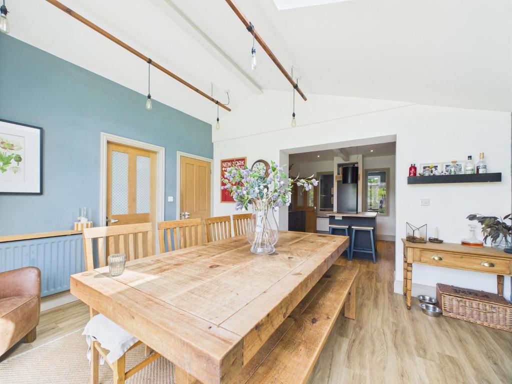 CAM03810 G0-PR0354-STILL036.jpg