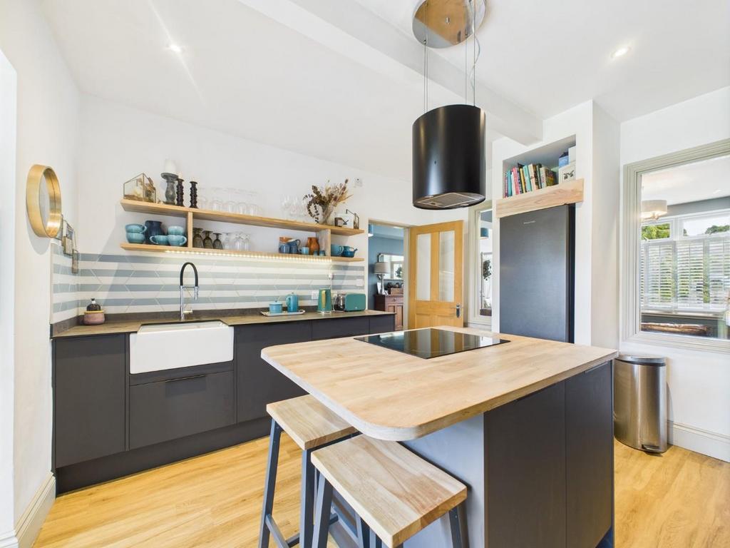 CAM03810 G0-PR0354-STILL031.jpg