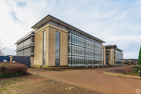 Office to rent, 3 Redheughs Av Edinburgh EH12 9RH