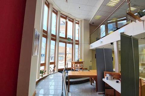 Retail property (high street) to rent, Commercial St Birmingham B1 1RS