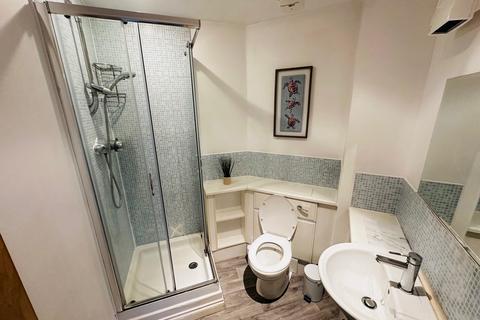 2 bedroom flat to rent, International Way, Sunbury On Thames TW16