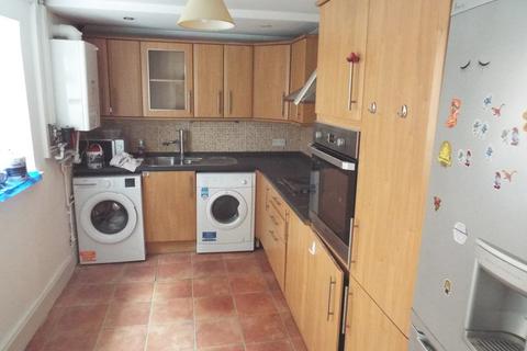 2 bedroom end of terrace house to rent, 1 Suffolk Terrace