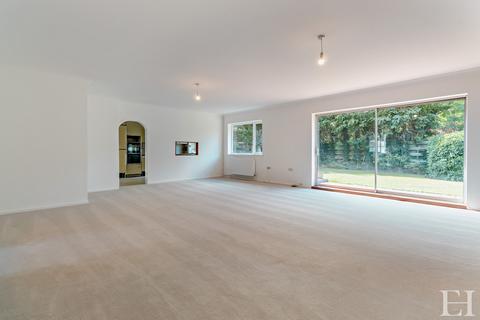 5 bedroom detached bungalow for sale, Stapleford, Cambridge