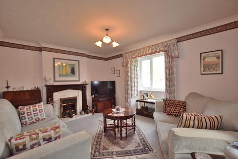 3 bedroom detached house for sale, Oak Tree Avenue, Scotton
