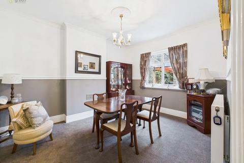 3 bedroom bungalow for sale, Hollyfield Road South, Sutton Coldfield B76