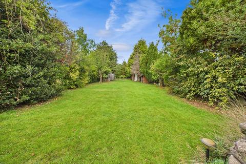 3 bedroom bungalow for sale, Hollyfield Road South, Sutton Coldfield B76