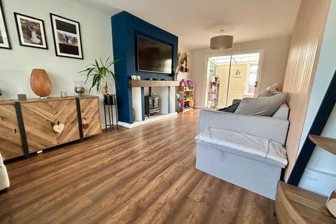 3 bedroom terraced house for sale, St. Johns Road, Hipswell