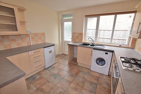 3 bedroom detached bungalow for sale, Silver Street, Barton