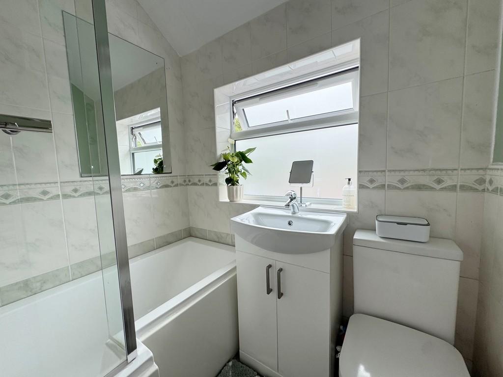 Bathroom (2)