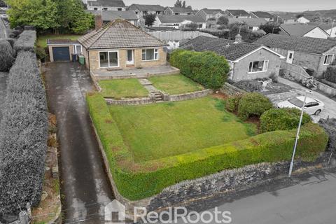 3 bedroom detached bungalow for sale, Far Lane, Holmfirth HD9