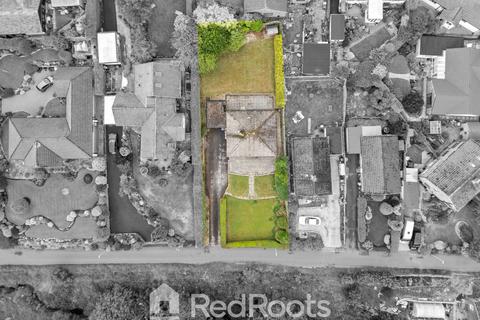 3 bedroom detached bungalow for sale, Far Lane, Holmfirth HD9