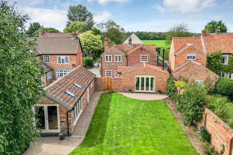 3 bedroom detached house for sale, Screveton Road, Car Colston
