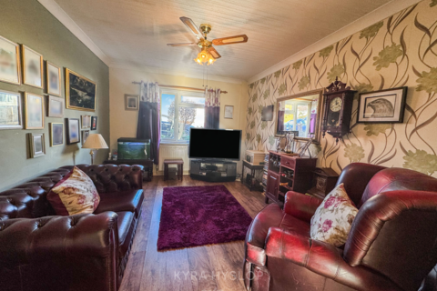 2 bedroom bungalow for sale, 8 Brookside Crescent, Exeter, Devon EX4 8NF