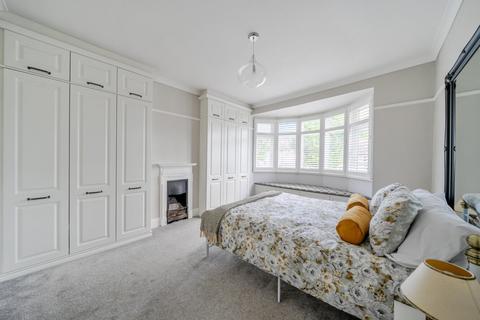 3 bedroom semi-detached house for sale, Le May Avenue, London, SE12
