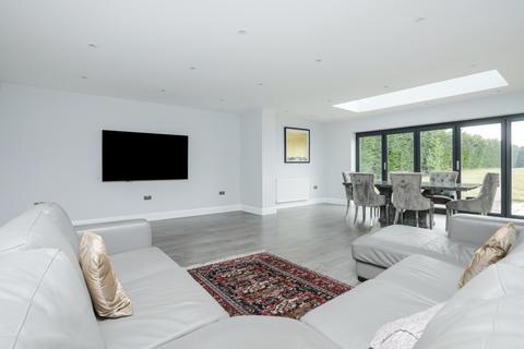 undefined, Kempes Corner, Boughton Aluph, Ashford, Kent, TN25