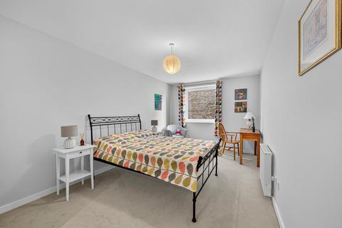 2 bedroom flat for sale, Berglen Court, 7 Branch Road, London