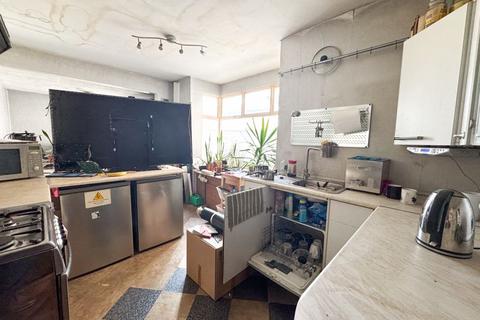 3 bedroom terraced house for sale, DAUBNEY STREET, CLEETHORPES