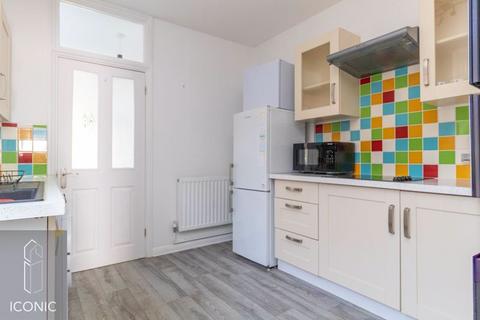 2 bedroom apartment for sale, St. Peters Road, Sheringham
