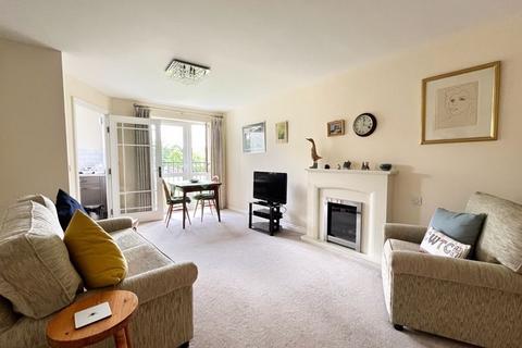 1 bedroom apartment for sale, 20 De Clare Lodge, Westgate, Cowbridge, The Vale of Glamorgan CF71 7FR