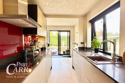 34 Sara Close, Sutton Coldfield, B74 4BW