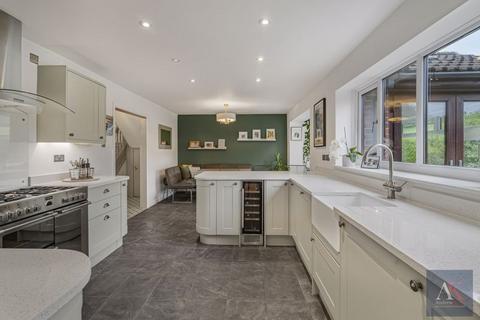 4 bedroom detached house for sale, Brookfield Drive, Littleborough, OL15 8RH