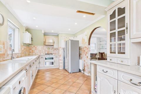 3 bedroom semi-detached house for sale, Everest Road - No Chain - Workshop and Home Office