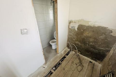 106 Randall Avenue, London, NW2 7SU