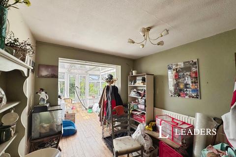3 bedroom semi-detached house to rent, Ashcroft Avenue, Shavington, CW2