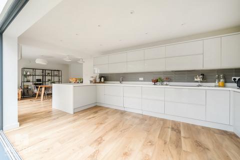 5 bedroom detached house for sale, Ferndown BH22