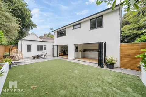 5 bedroom detached house for sale, Ferndown BH22
