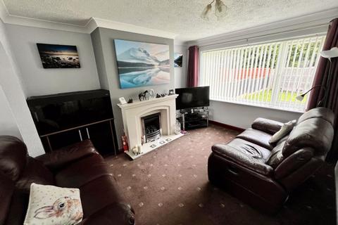 3 bedroom semi-detached house for sale, Llay Court, Llay, Wrexham
