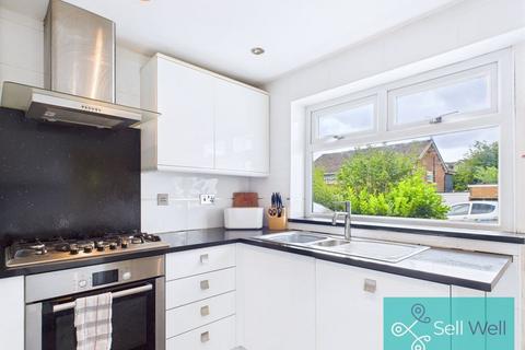 4 bedroom semi-detached house for sale, Rochford Avenue, Manchester M45