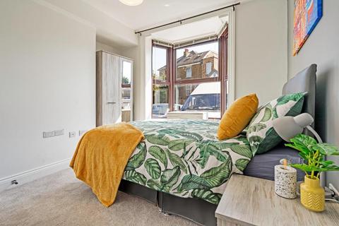 Mixed use to rent, Boxley Road, Maidstone, Kent, ME14 2TL