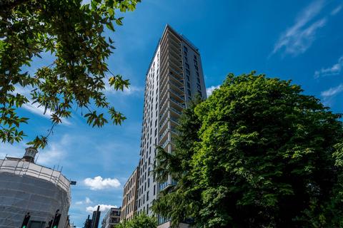 2 bedroom flat for sale, Guildford Road, Woking, GU22