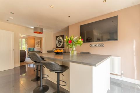 undefined, Bradford Road, Sandbeds, Keighley, BD20