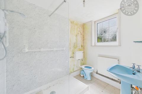 undefined, 'A Project with Promise in a Peaceful Cornish Village Setting'