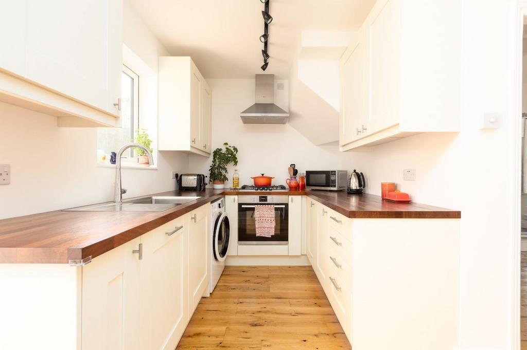 89 Cotswold Road, BS3-19.jpg
