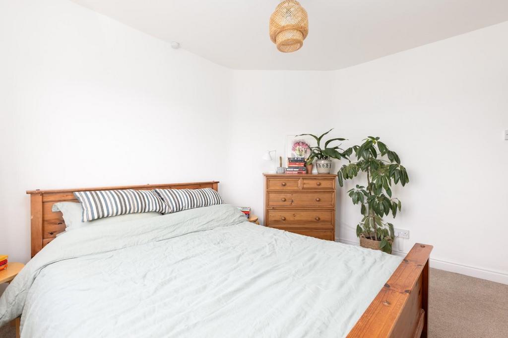 89 Cotswold Road, BS3-10.jpg
