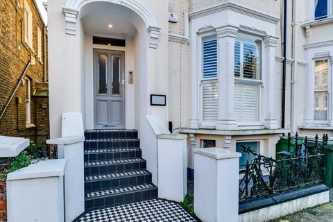 undefined, Bisham Gardens, Highgate Village