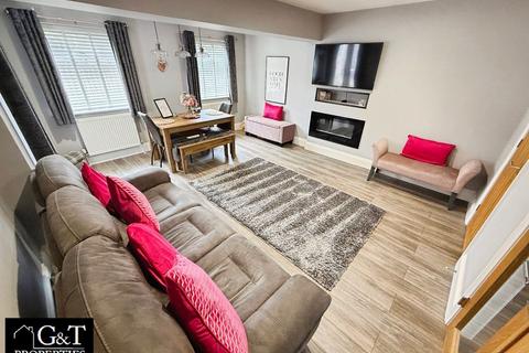 3 bedroom semi-detached house for sale, Seaton Place, Stourbridge