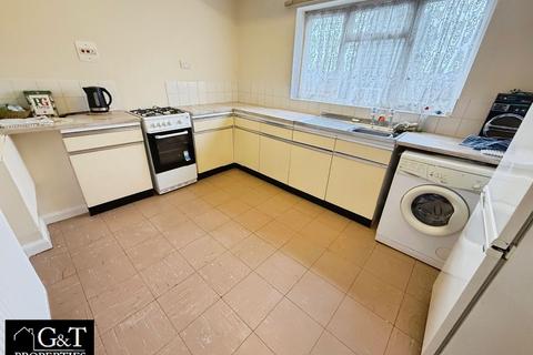 3 bedroom semi-detached house for sale, Norwich Road, Dudley