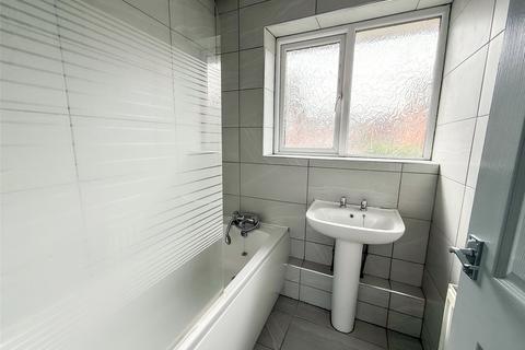 2 bedroom semi-detached house for sale, Tyne View Gardens, Pelaw, NE10