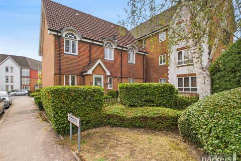 undefined, Hartigan Place, Reading RG5