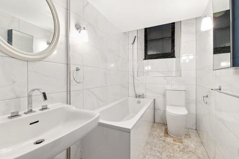 3 bedroom flat to rent, Morpeth Mansions, Morpeth Terrace, London, SW1P