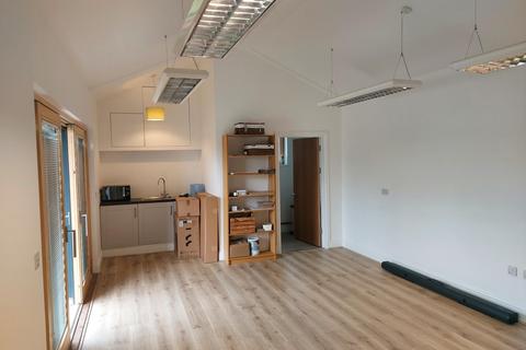 Office to rent, The Studio, Bensfield Farm, Beech Hill Wadhurst TN5 6JR
