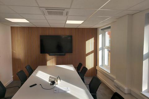 Office to rent, Coach and Horses Passage Tunbridge Wells TN2 5NP