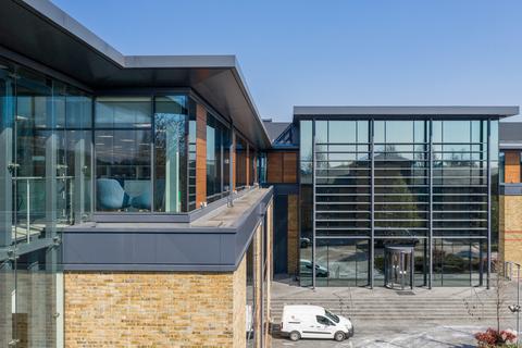 Office to rent, The Causeway Staines TW18 3AG