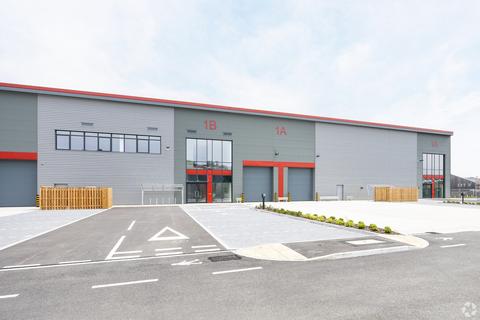 Warehouse to rent, Chapman Way Tunbridge Wells TN2 3EF