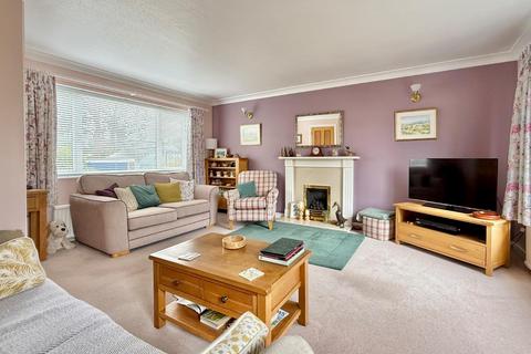 4 bedroom detached house for sale, Middle Street, Uplands, Stroud